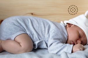 BennisNest-Ein-Zirbenbettchen-fuers-Baby-Gal1.jpg
